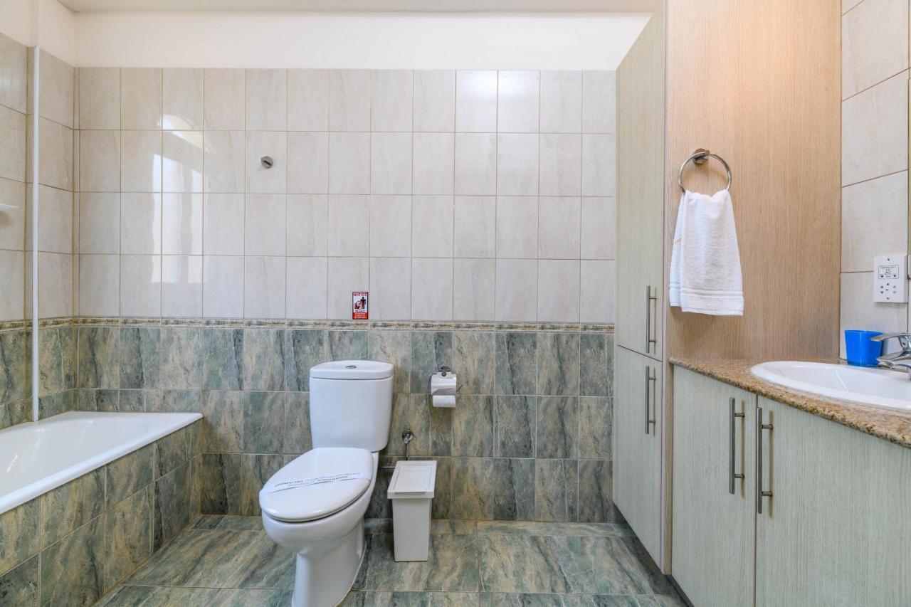 Blue Water Bay Villas Paralimni Luaran gambar